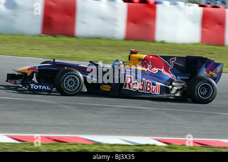 Sebastian Vettel fahren für die 2010 Formel 1 Red Bull Racing Team auf der Rennstrecke Montmelo, Barcelona, Spanien Stockfoto