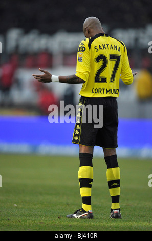 Felipe Santana, Fußballverein Borussia Dortmund, beten vor dem Anpfiff Stockfoto