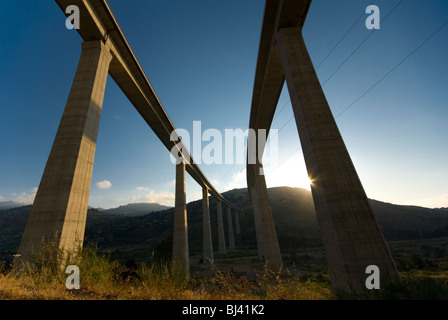 Autostrada in Sizilien Palermo mit Catania verknüpfen Stockfoto