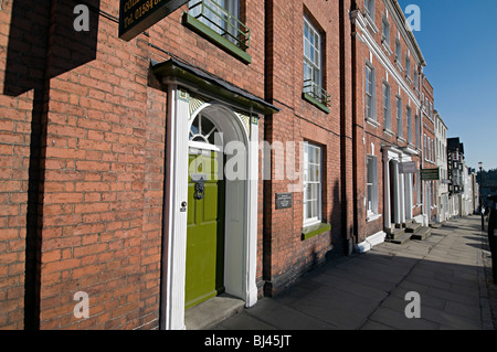 Reihenhäuser im Zentrum der malerischen Stadt Ludlow Shropshire Stockfoto