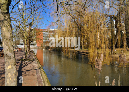 Fluss Wey Navigation, Guildford Stockfoto