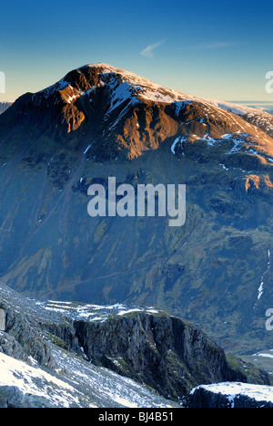 Am frühen Morgensonnenlicht am großen Giebel im englischen Lake District Stockfoto