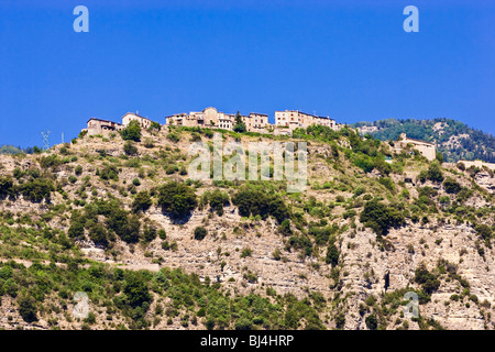 Abgelegenen Bergregionen top-Dorf von Bairols in den Alpes-Maritimes, Französische Alpen, Provence, Frankreich Stockfoto