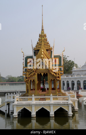 Die Aisawan Dhipaya Asana Pavillon auf der Bang Pa-in Palast (Sommerpalast) Stockfoto
