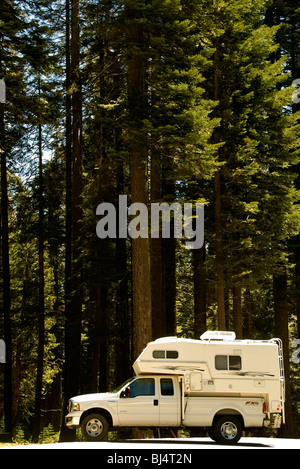 RV an der Valley View Yosemite Nationalpark, Kalifornien Stockfoto
