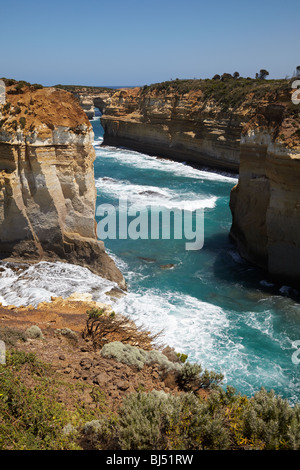 Spektakuläre Küstenlandschaft am Loch Ard Gorge, Port Campbell National Park, Great Ocean Road, Victoria, Australien Stockfoto