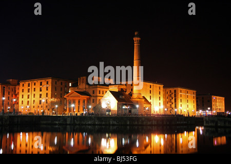 Die Docks bei Nacht, Liverpool, Merseyside, UK Stockfoto