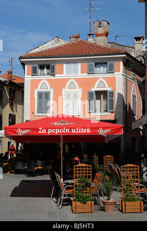 Izola, Isola, Altstadt mit ihren typischen Häusern, italienischen Stil, Slowenien Stockfoto