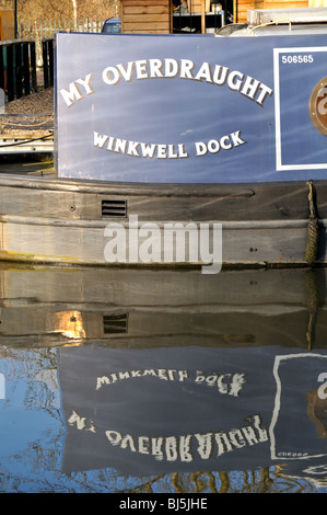 Myoverdraught am Winkwell dock am Grand Union Canal in Hertfordshire, England, UK. Stockfoto