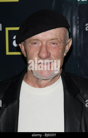 JONATHAN BANKS BREAKING BAD Staffel SKIATHLET PREMIERE Veranstaltung HOLLYWOOD LOS ANGELES CA USA 9. März 2010 Stockfoto