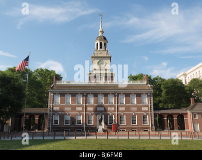 Independence Hall in Philadelphia Pennsylvania an einem sonnigen Morgen. Stockfoto