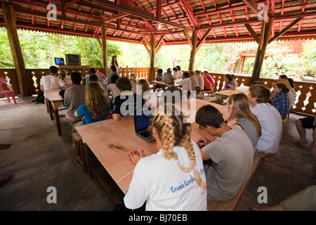 Indonesien, Sulawesi, Hoga Insel, Regierungsgebäude, Betrieb Wallacea Freiwilligen Sachwissen Stockfoto