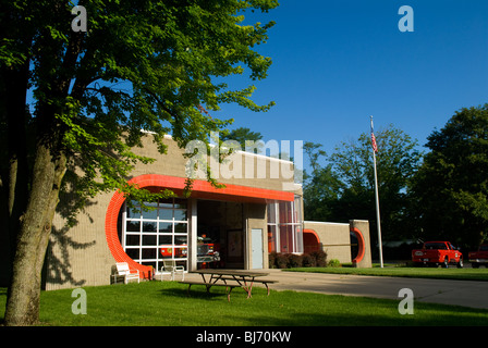 Columbus, Indiana Architektur. Feuerwache Nr. 3 im Jahr 1983 von Holz und Burd, Inc. Architekten entworfen Stockfoto