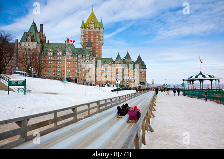 Rodeln im Winter Carnaval in alten Quebec City, Kanada Stockfoto