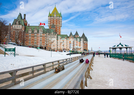 Rodeln im Winter Carnaval in alten Quebec City, Kanada Stockfoto