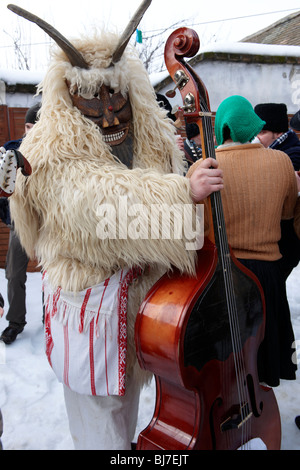 Buso am Montag Haus Besuche der Busojaras Spring Festival 2010 Mohacs Ungarn - Stockfotos Stockfoto