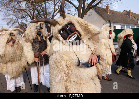 Buso am Montag Haus Besuche der Busojaras Spring Festival 2010 Mohacs Ungarn - Stockfotos Stockfoto