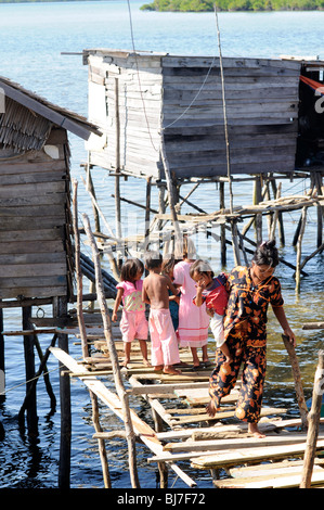 Bajao Stelzenläufer Dorf, Semporna, Sabah, Malaysia Stockfoto