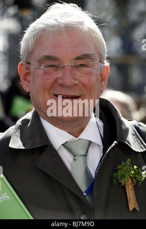 Richard Barnes, stellvertretender Bürgermeister von London an der St. Patricks Day Parade, London 2010 Stockfoto