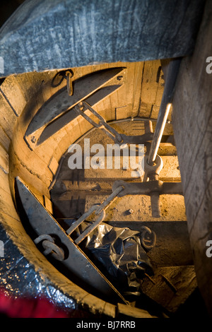 Innere Reinigung Ball Egouts De Paris Kanalisation Tunnel zu reinigen, indem man das Wasser vor den Kugeln verwendet. Museum, Frankreich Stockfoto