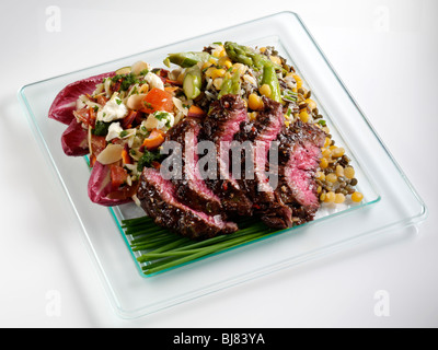 Rindfleisch und Salat lunchbox Stockfoto