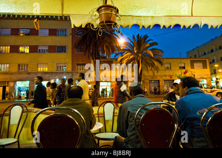 Täglichen Lebens, Bar Impero, Asmara, Eritrea Stockfoto