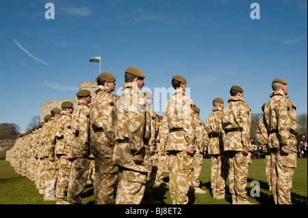 03.04.10: welsh Guards Afghanistan Homecoming Parade, Cardiff: Parade in Cardiff Castle Stockfoto