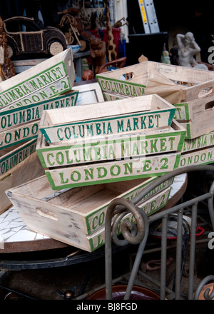 Blumenkästen zum Verkauf an Columbia Road Flower Market, EC2 Stockfoto