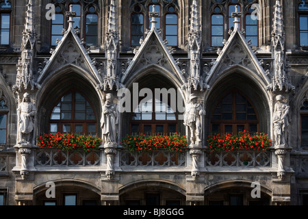 Details an der Vorderseite das Neues Rathaus - Marienplatz, München Stockfoto