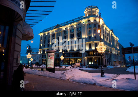 Luxuriöse fünf 5 Sterne Hotel Bristol im Zentrum von Warschau in Polen in der Nacht Stockfoto