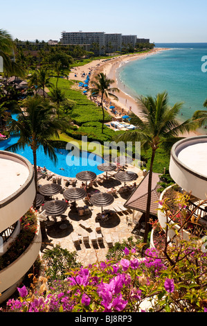 Konsequent zu einer der schönsten Strände der Welt Kaanapali Beach Lahaina Maui Hawaii gewählt.  Das Sheraton schwarzen Rock entnommen Stockfoto