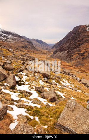 Ansichten von Pen-y-Pass in Richtung Llanberis. Stockfoto