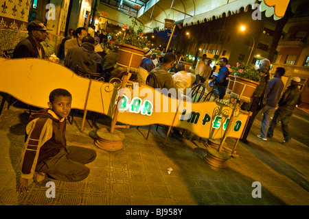 Täglichen Lebens, Bar Impero, Asmara, Eritrea Stockfoto