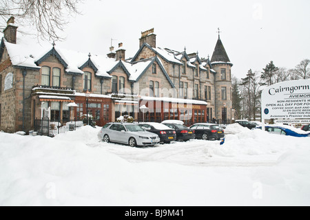 Dh Aviemore Cairngorm Hotel AVIEMORE INVERNESSSHIRE Gebäude schnee im winter Urlaub ski resort Schottland schottisches Hochland, Großbritannien Stockfoto