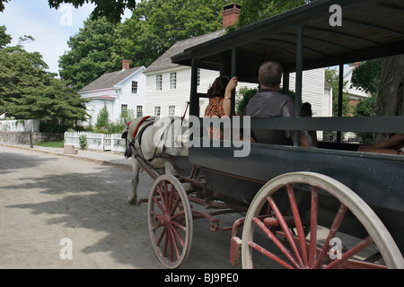 Mystic Seaport Museum: Fahrt in einer Pferdekutsche, USA Stockfoto