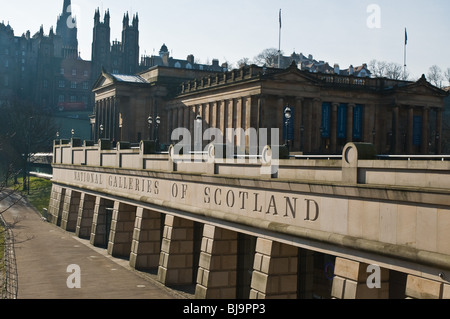 dh nationalen Galerien von Schottland PRINCES ST Gärten EDINBURGH National Gallery of Scotland Kunstgalerien Princes Street gardens Stockfoto