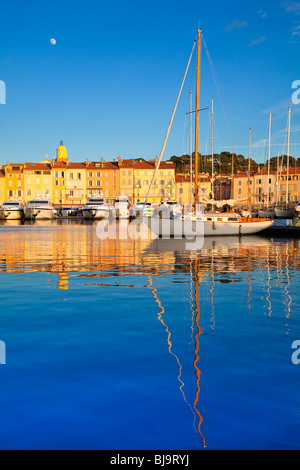 DORF VON SAINT-TROPEZ, CÔTE D ' AZUR Stockfoto