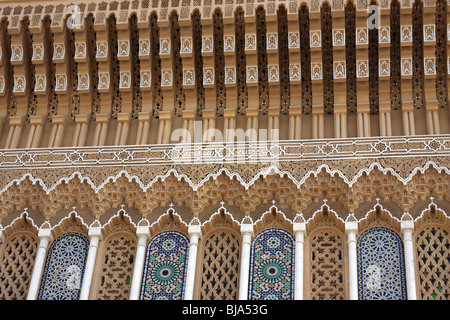 Türen im Palais Royale in Fez, Marokko Stockfoto