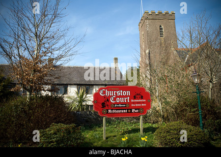 Churston Court Inn, Churston Court ist das Herrenhaus der ehemaligen Landsitz von Churston Ferrers in der Nähe von Brixham, Devon und ist ein Grad II * denkmalgeschützte Gebäude. Stockfoto