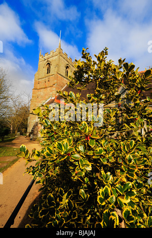 ein Land-Dorf-Pfarrkirche in England - Beoley Worcestershire Stockfoto