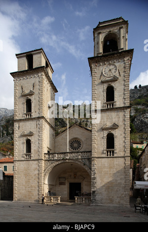 Kotor, Altstadt, Kathedrale St. Tryphon, 1166, Montenegro Stockfoto