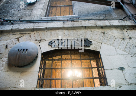 Altstadt von Jerusalem, Israel, 7. Station der Via Dolorosa Jesus fällt zum zweiten Mal Stockfoto