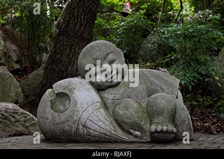 Little Buddha in the Garden of Friendship Chinese Garden, Darling Harbour, Sydney, New South Wales, Australien. Stockfoto