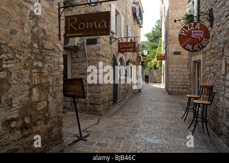 Budva, alte Stadt-Halbinsel, typische Häuser, Montenegro Stockfoto