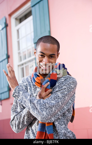 Schöne stilvolle afro-amerikanische Jüngling Stockfoto