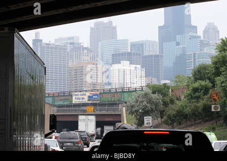 Stau auf der Autobahn zu Chicago Downtown, Vereinigte Staaten von Amerika Stockfoto