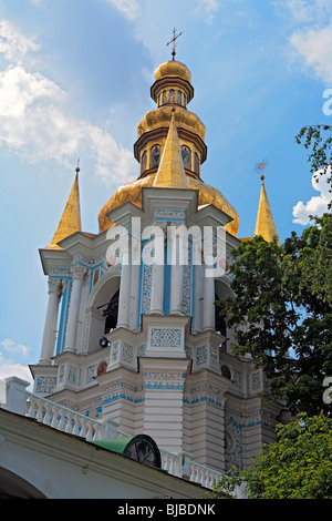 Glockenturm der Kirche der Geburt der Heiligen Jungfrau, Kiewer Höhlenkloster, Kiew, Ukraine Stockfoto
