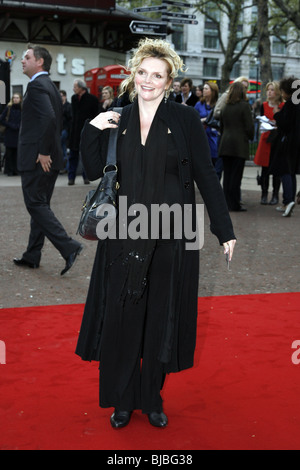 SHARON SMALL IRON MAN FILM PREMIERE ODEON Kino WEST Ende am LEICESTER SQUARE LONDON ENGLAND 24. April 2008 Stockfoto