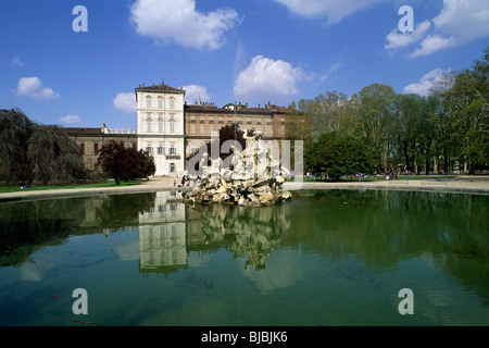 Italien, Piemont, Turin, Königspalast, Palazzo Reale, Giardino delle Arti, Fontana della Nereide e dei Tritoni Stockfoto