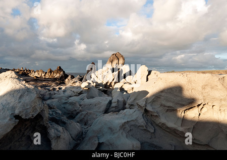 Lava Flow Vorgebirge bekannt als die Drachenzähne, Kapalua, Maui Hawaii Stockfoto